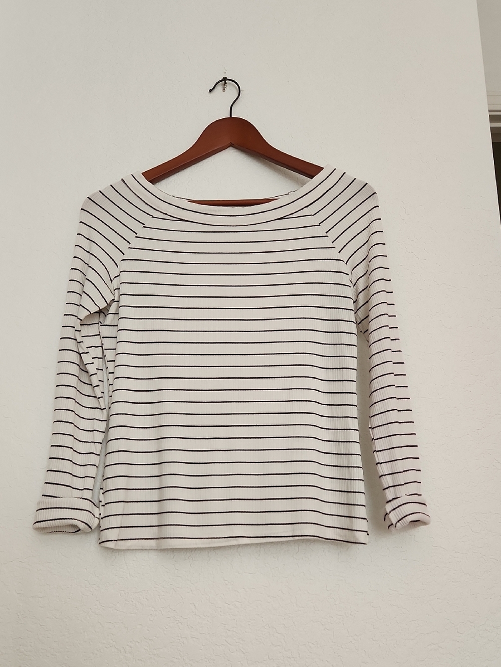 Loft Black And White White Boat Neck Top